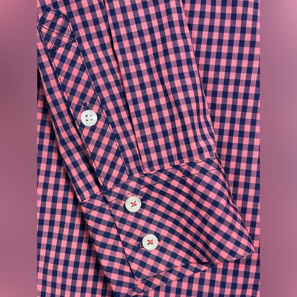 NWT- Vineyard Vines Classic Gingham Button Down Paradise Pink Women’s Size 6 top - Picture 4 of 11